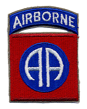US ARMY 第82 空挺師団 肩パッチ、カットエッジタイプ/カラー