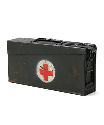 WWII ドイツ軍 7.92mm 弾薬箱(AMMO BOX)・Patronenkasten34/救護応急処置用品一式(未使用)付/実物・良の上