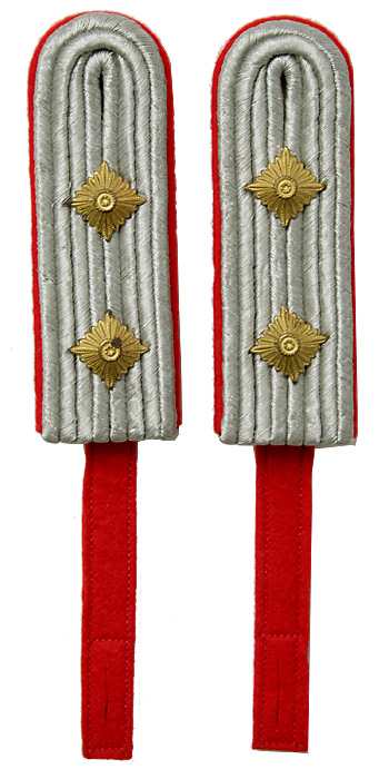 WWII ドイツ軍 (WH/WL) 砲兵、大尉肩章(脱着式)/実物・未使用